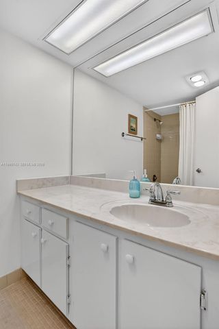 4030 W Palm Aire Dr 105, Pompano Beach, FL 33069