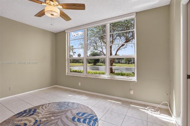 4030 W Palm Aire Dr 105, Pompano Beach, FL 33069