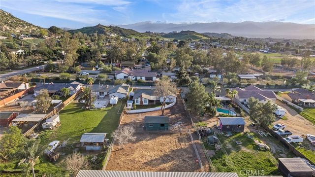 871 Hillside Lane, Norco, CA 92860