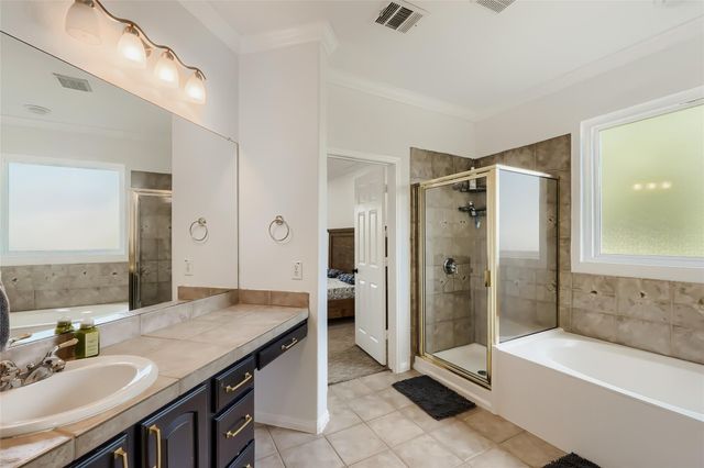 2304 Brittway LN, Cedar Park, TX 78613