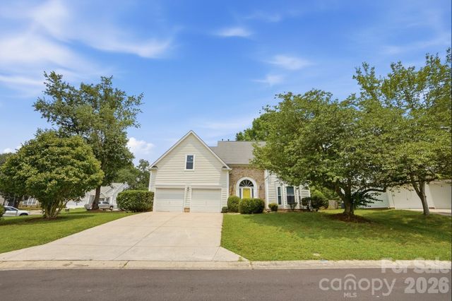 11323 Laurel View Drive, Charlotte, NC 28273
