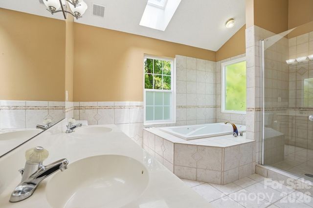 11323 Laurel View Drive, Charlotte, NC 28273