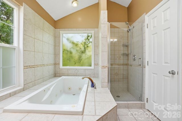 11323 Laurel View Drive, Charlotte, NC 28273
