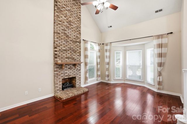 11323 Laurel View Drive, Charlotte, NC 28273