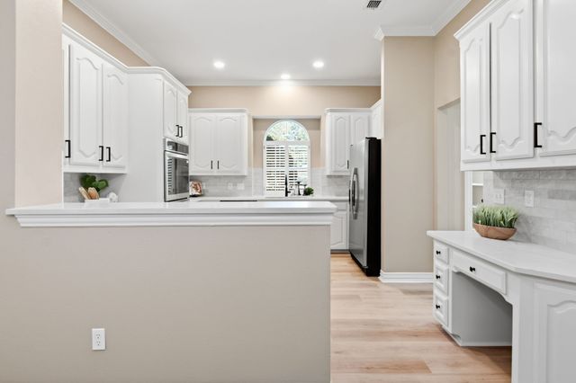 94 Bremen Drive, Hurst, TX 76054
