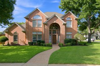 94 Bremen Drive, Hurst, TX 76054