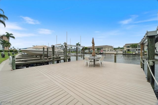 4240 SE 20th PL 210, Cape Coral, FL 33904