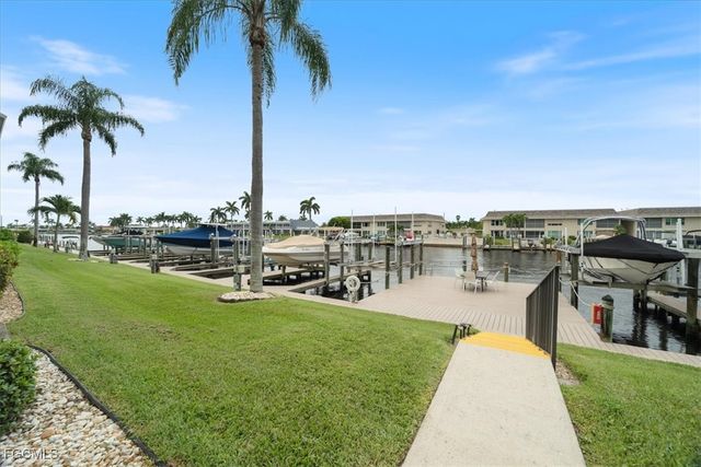 4240 SE 20th PL 210, Cape Coral, FL 33904