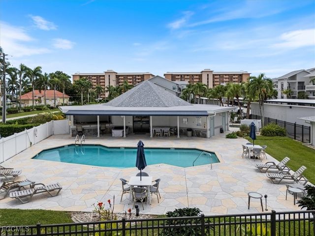 4240 SE 20th PL 210, Cape Coral, FL 33904