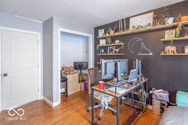 228 Shaw Street, Plainfield, IN 46168