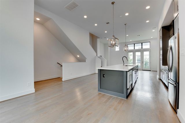 2928 Lamar Street, Houston, TX 77003