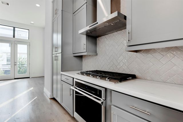 2928 Lamar Street, Houston, TX 77003