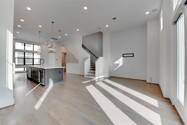 2928 Lamar Street, Houston, TX 77003