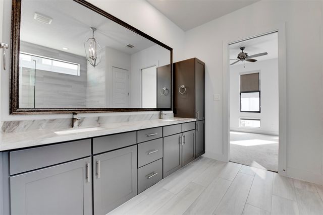 2928 Lamar Street, Houston, TX 77003