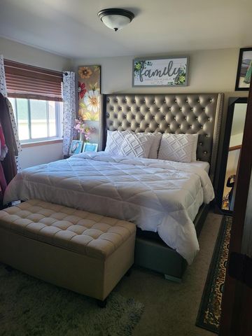 3365 Maple Leaf Loop S, Fargo, ND 58104