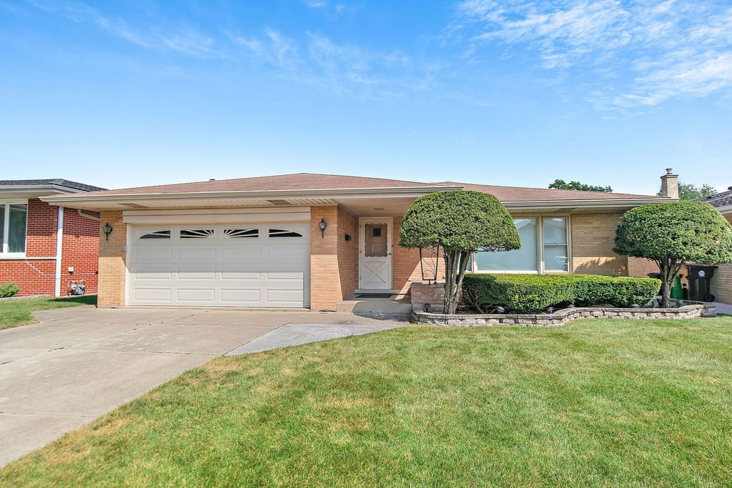 2831 Kensington Avenue, Westchester, IL 60154 — exterior
