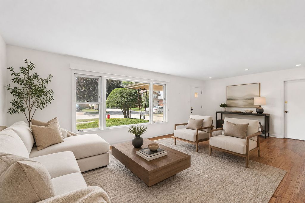 2831 Kensington Avenue, Westchester, IL 60154 — photo 4