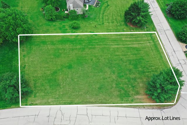 7409 Burning Tree Drive, Mchenry, IL 60050