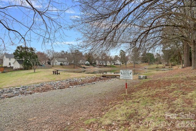 3608 Shadowridge Place NW, Concord, NC 28027