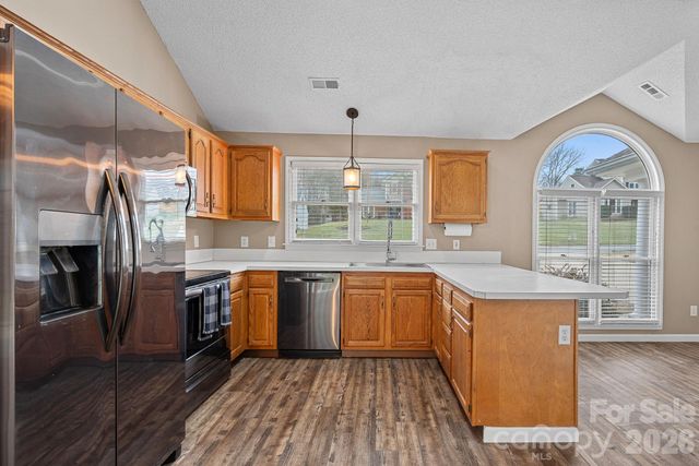 3608 Shadowridge Place NW, Concord, NC 28027