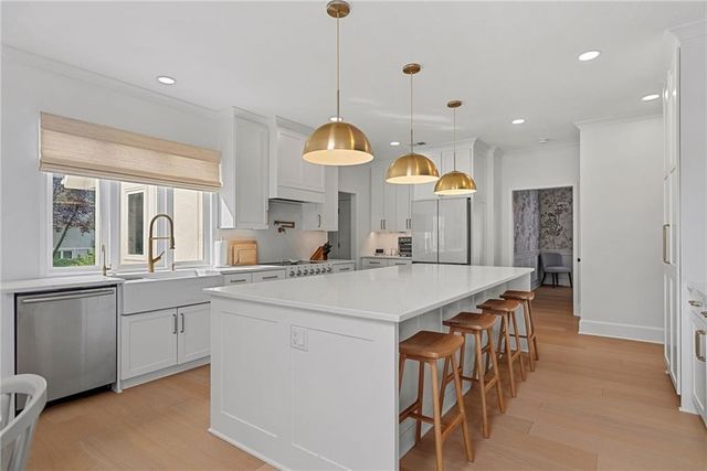 12509 King Street, Overland Park, KS 66213