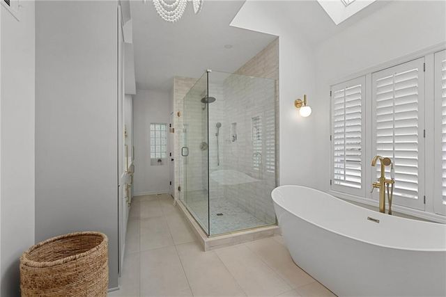 12509 King Street, Overland Park, KS 66213