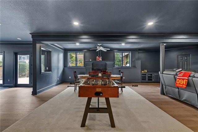 12509 King Street, Overland Park, KS 66213