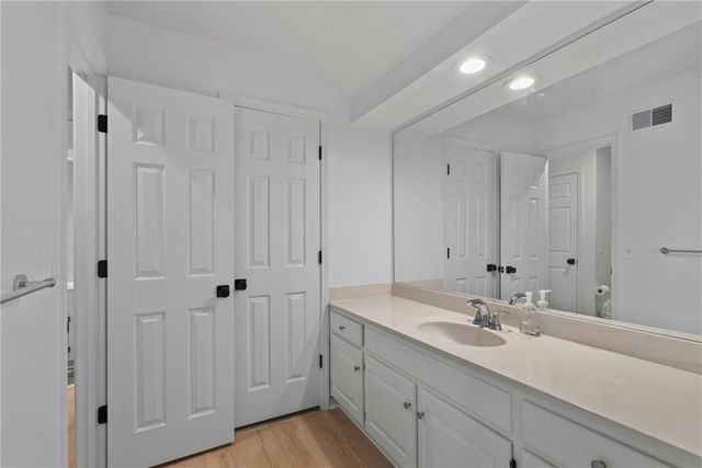 12509 King Street, Overland Park, KS 66213