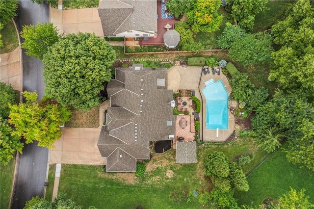 12509 King Street, Overland Park, KS 66213