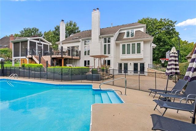 12509 King Street, Overland Park, KS 66213