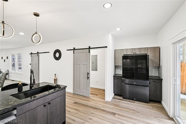 1828 W 57th Street, Cleveland, OH 44102