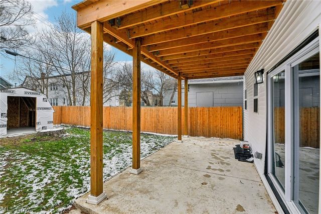 1828 W 57th Street, Cleveland, OH 44102