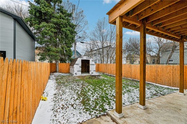 1828 W 57th Street, Cleveland, OH 44102