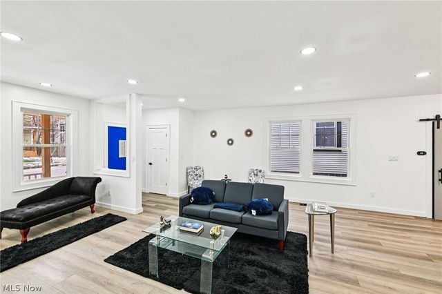 1828 W 57th Street, Cleveland, OH 44102