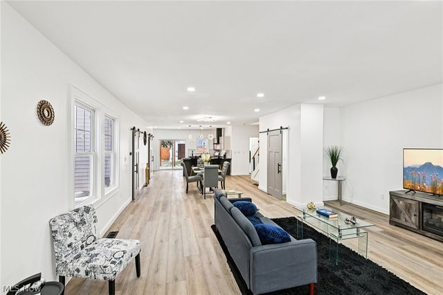 1828 W 57th Street, Cleveland, OH 44102