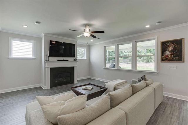5960 Misty Hill Lane, Buford, GA 30518