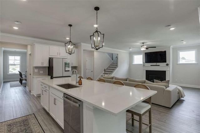 5960 Misty Hill Lane, Buford, GA 30518