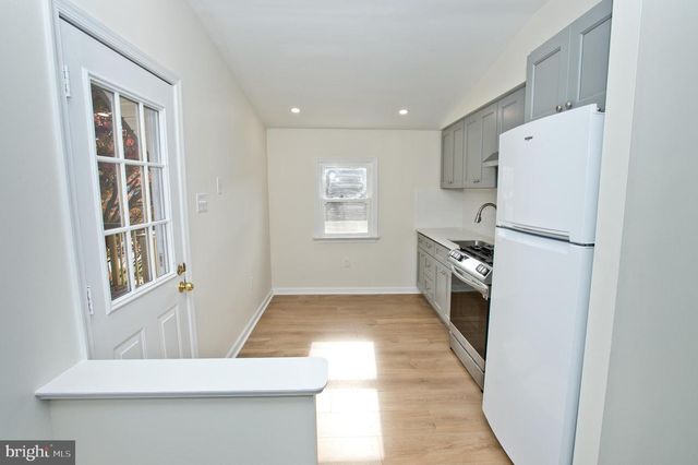 2530 2ND FLOOR CHESTNUT AVE, Ardmore, PA 19003