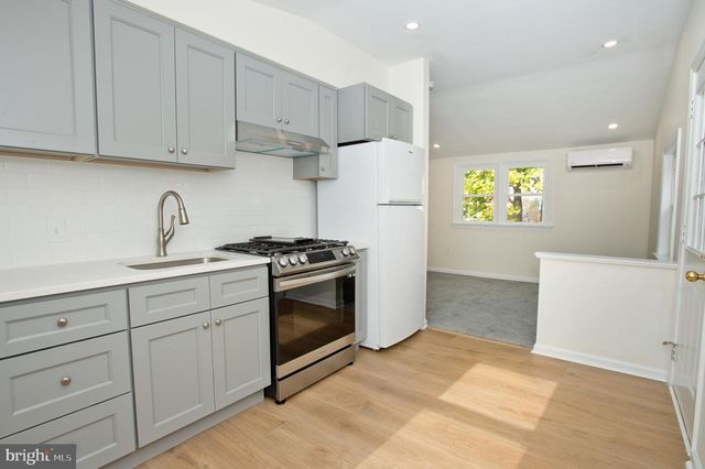 2530 2ND FLOOR CHESTNUT AVE, Ardmore, PA 19003