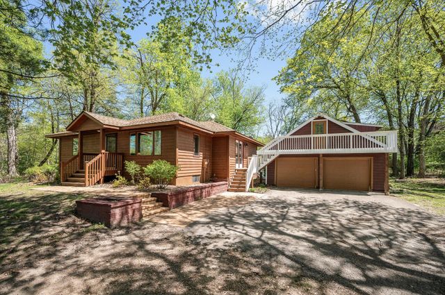 25985 Smithtown Road, Shorewood, MN 55331