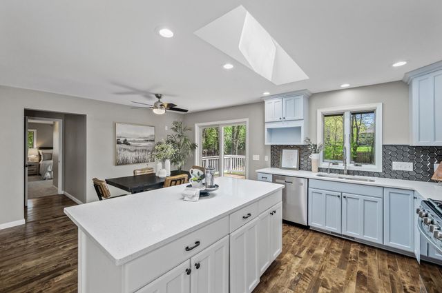 25985 Smithtown Road, Shorewood, MN 55331