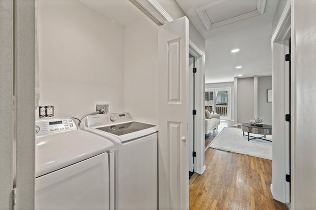 25985 Smithtown Road, Shorewood, MN 55331