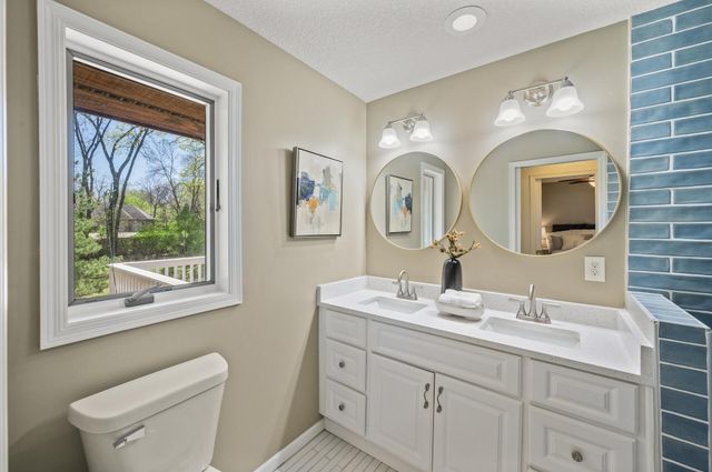 25985 Smithtown Road, Shorewood, MN 55331