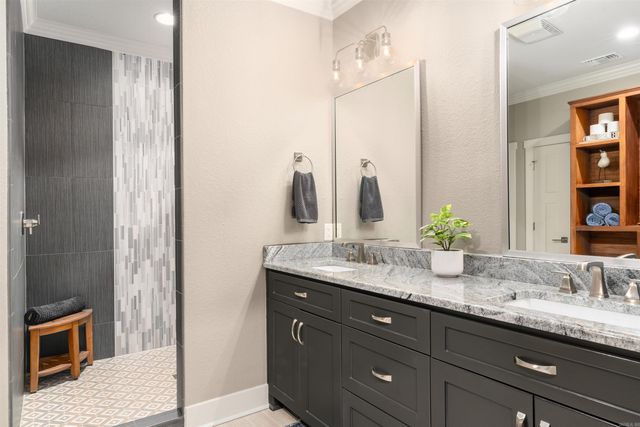 77 Alteza Drive, Hot Springs Village, AR 71909