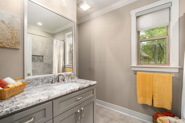 77 Alteza Drive, Hot Springs Village, AR 71909