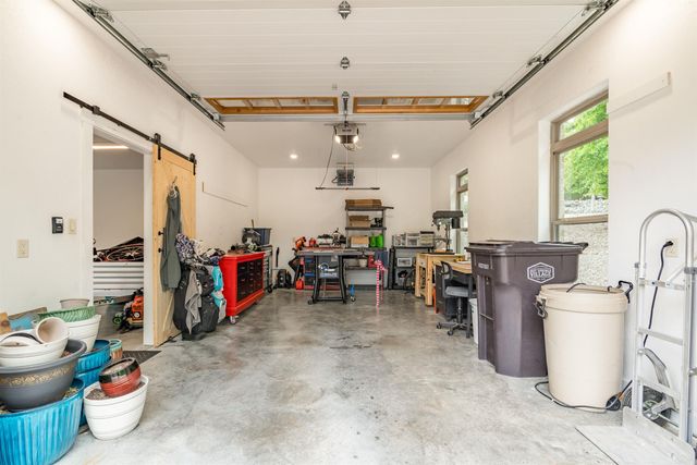 77 Alteza Drive, Hot Springs Village, AR 71909