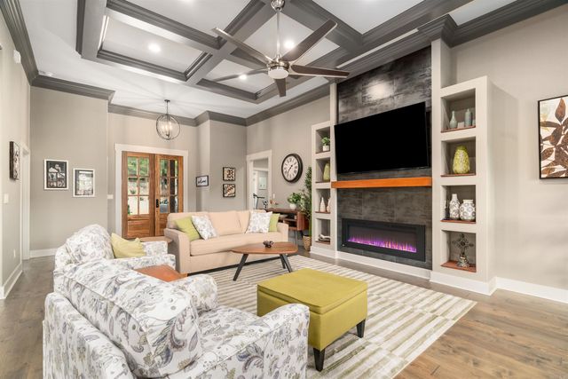 77 Alteza Drive, Hot Springs Village, AR 71909