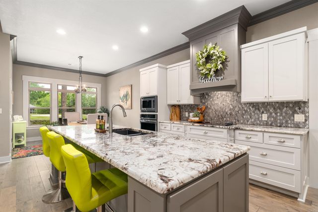 77 Alteza Drive, Hot Springs Village, AR 71909