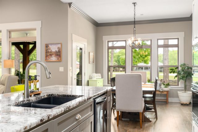 77 Alteza Drive, Hot Springs Village, AR 71909