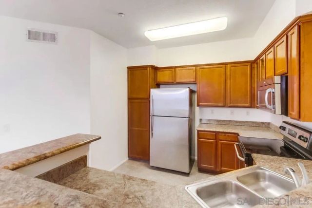 3850 Elijah Ct 931, San Diego, CA 92130